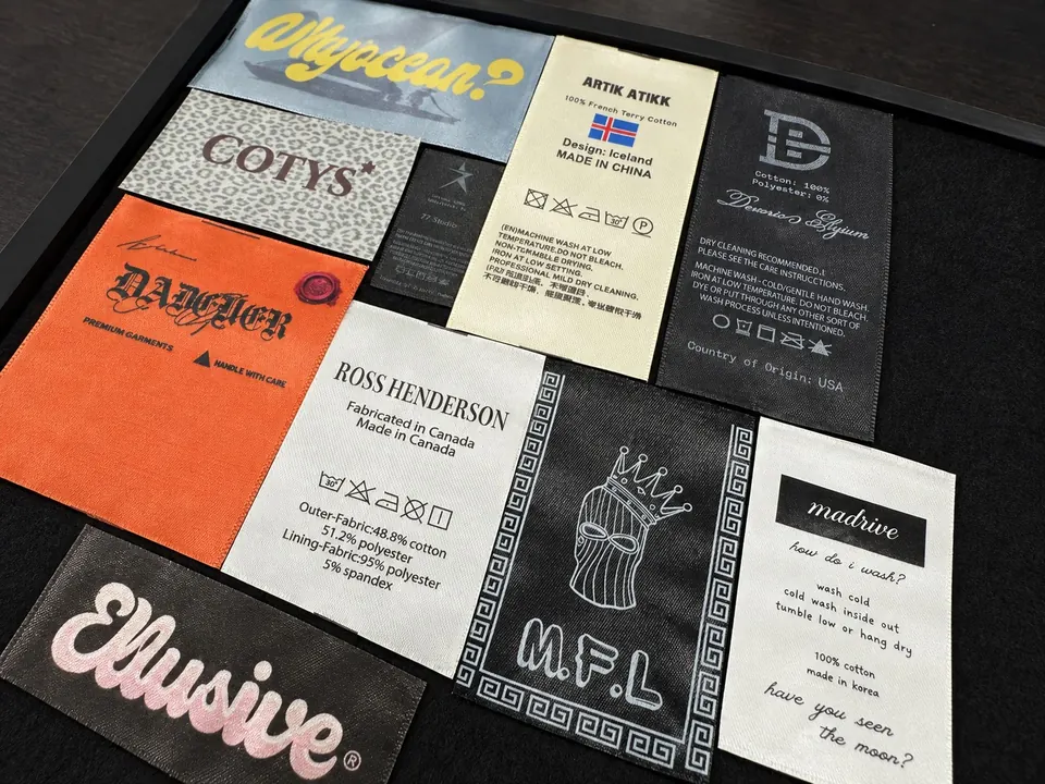 Woven & printed main labels